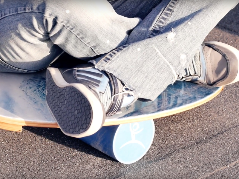 Wooden Balance Board Trainer with Roller